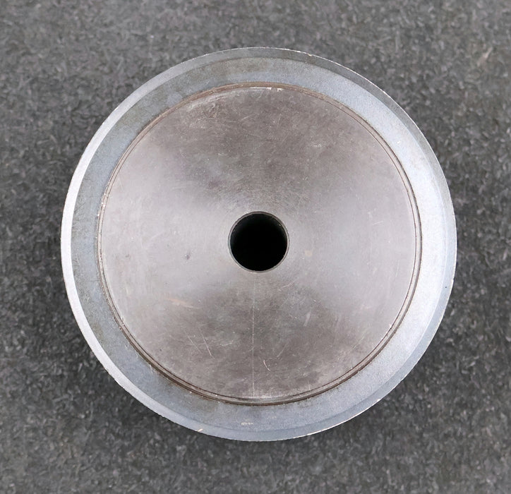 Bild des Artikels Stahl-Zahnriemenscheibe-toothed-pulley-mit-beidseitigen-Bordscheiben-M8-36