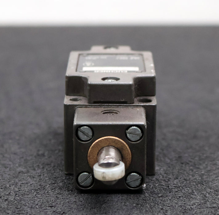 Bild des Artikels EUCHNER-3x-Positionsschalter-NG1RG-510-10A-250VAC-IP67-gebraucht-Gewicht-1kg