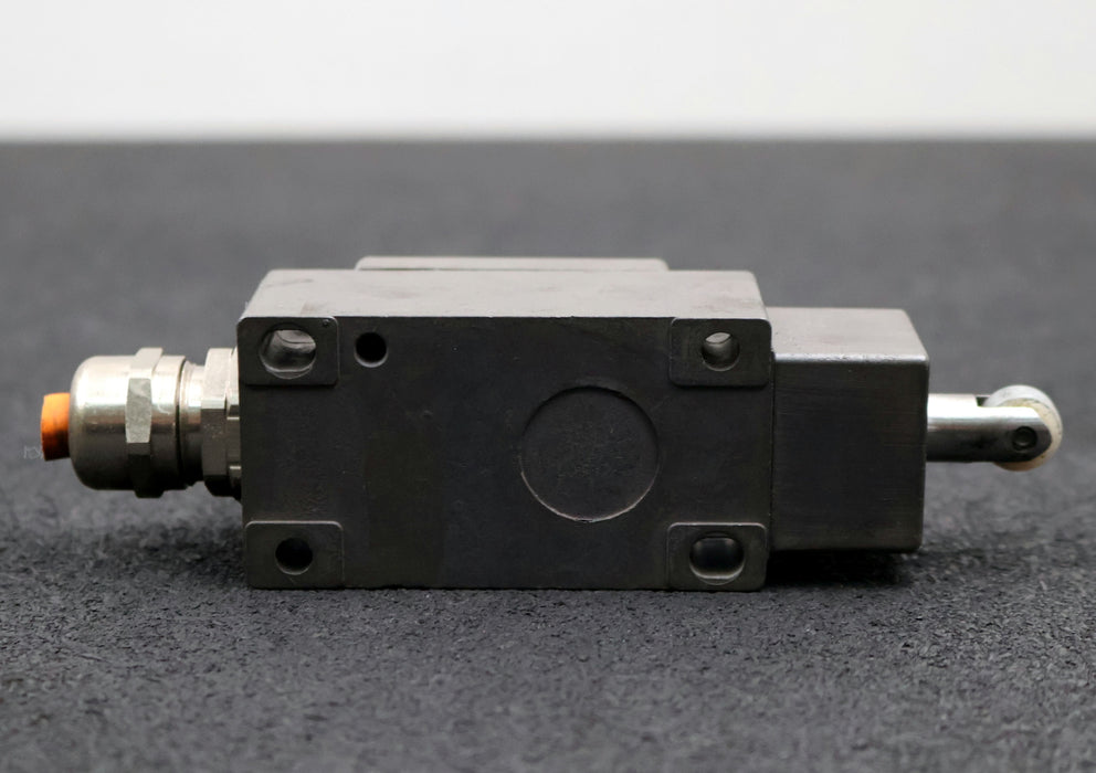 Bild des Artikels EUCHNER-3x-Positionsschalter-NG1RG-510-10A-250VAC-IP67-gebraucht-Gewicht-1kg