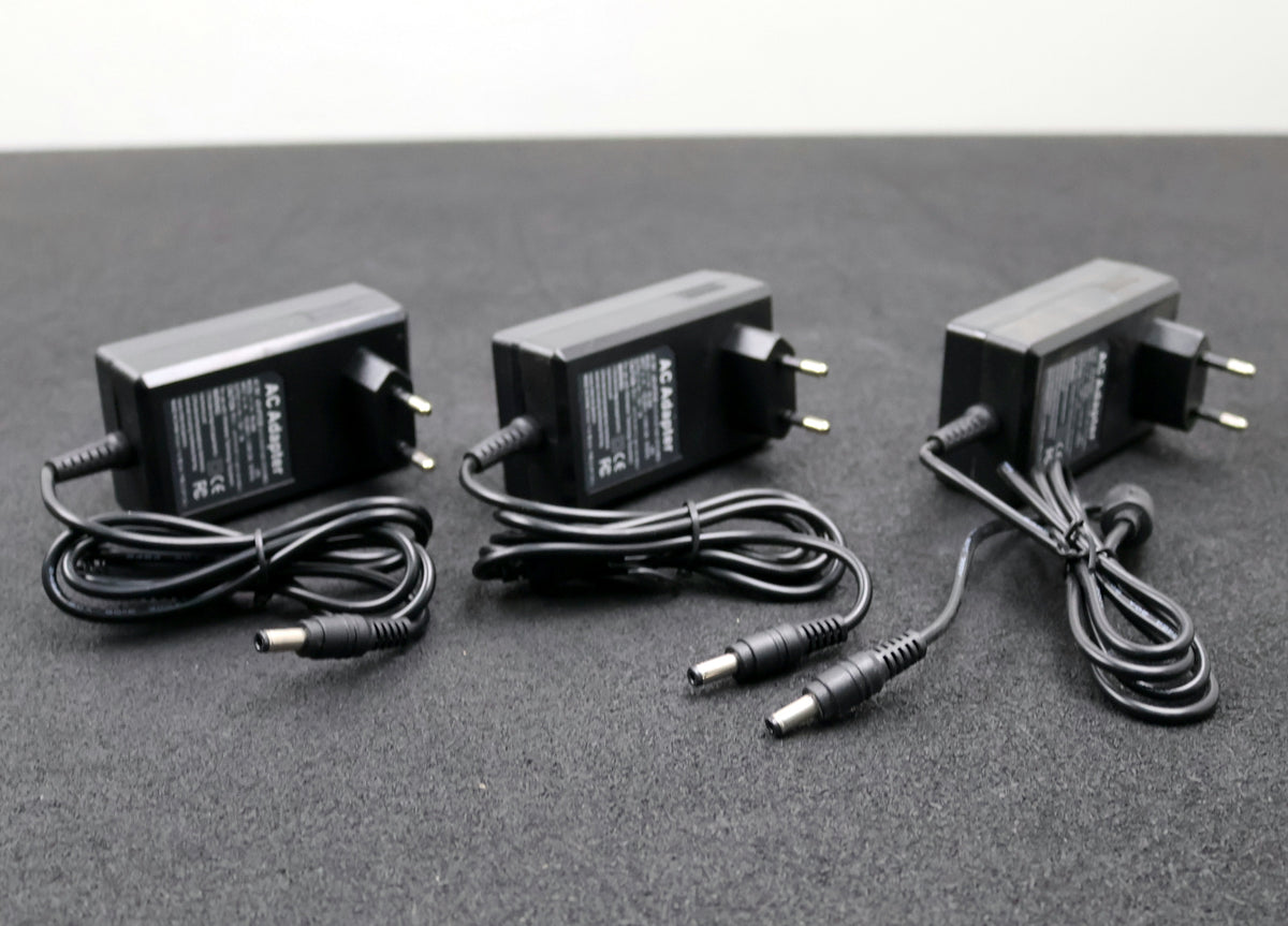 3x AC Netzteil Adapter PA-36W Input: 100-240VAC 1,2A 50-60Hz Output 12 ...