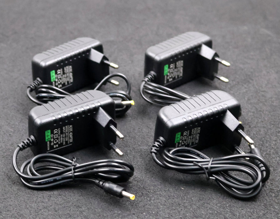 Bild des Artikels 4x-AC/DC-Netzteil-Adapter-RY-1220-Input:-100-240VAC-50-60Hz-Output-12VDC-2A
