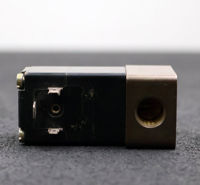 Bild des Artikels BÜRKERT-Magnetventil-Typ-211-A-8M1-220V-50Hz-NW-4-BND-0-4bar-gebraucht