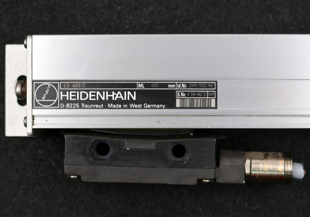 Bild des Artikels HEIDENHAIN-Linearmassstab-LS-603-C-ML-620mm-Id.Nr.-249-922-42-gebraucht