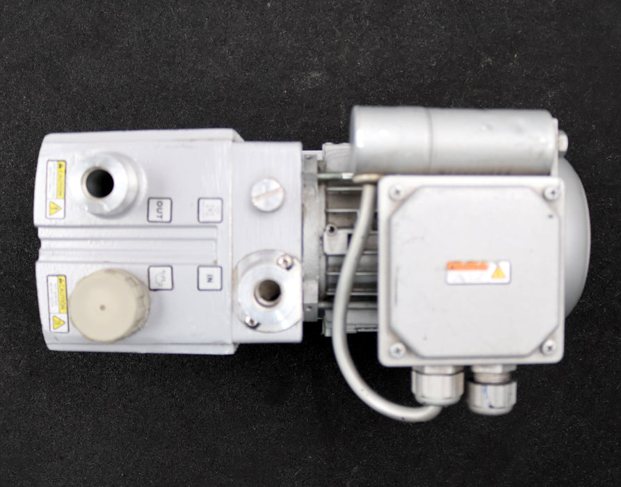 Bild des Artikels VARIAN-Zweistufige-Drehschieberpumpe-Model-9499309-DS-42-RVP-220v
