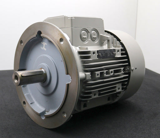 Bild des Artikels SIEMENS-Motor-1LA7130-2AA61-5,5kW-50Hz-400/690V-10,5/6,1A-2925/min-6,3kW-60Hz