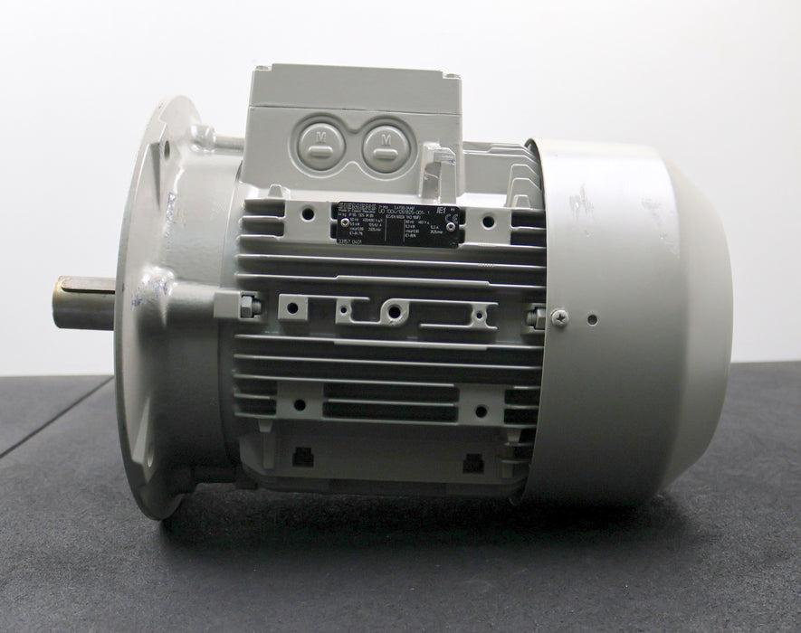 Bild des Artikels SIEMENS-Motor-1LA7130-2AA61-5,5kW-50Hz-400/690V-10,5/6,1A-2925/min-6,3kW-60Hz
