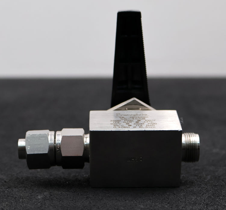 Bild des Artikels SWAGELOK-Kugelhahn-SS-45S8-aus-Edelstahl-172bar-37°C-10,3mm-gebraucht