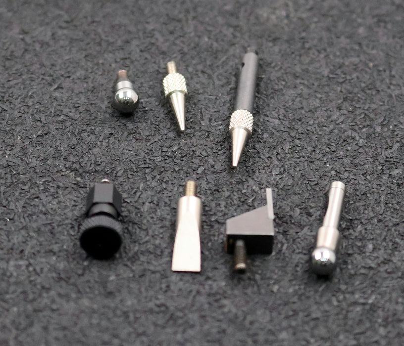 Bild des Artikels Konvolut-Messuhren-Zubehör-mit-Prismenhaltern-Messuhren-Tasteinsätzen