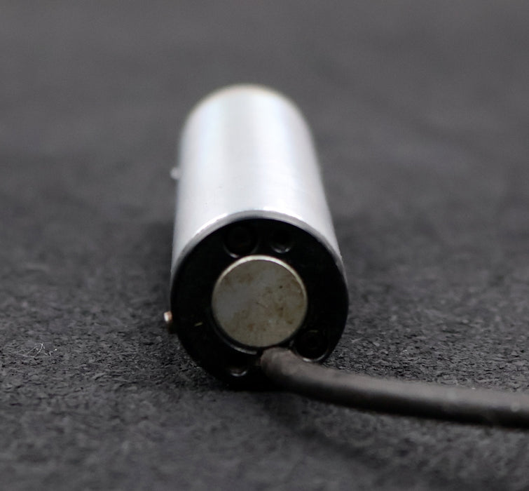 Bild des Artikels MAHR-PERTHOMETER-Sensor-PFM-6720907-Stecker-mit-8Pin-male-ohne-weiteres-Zubehör