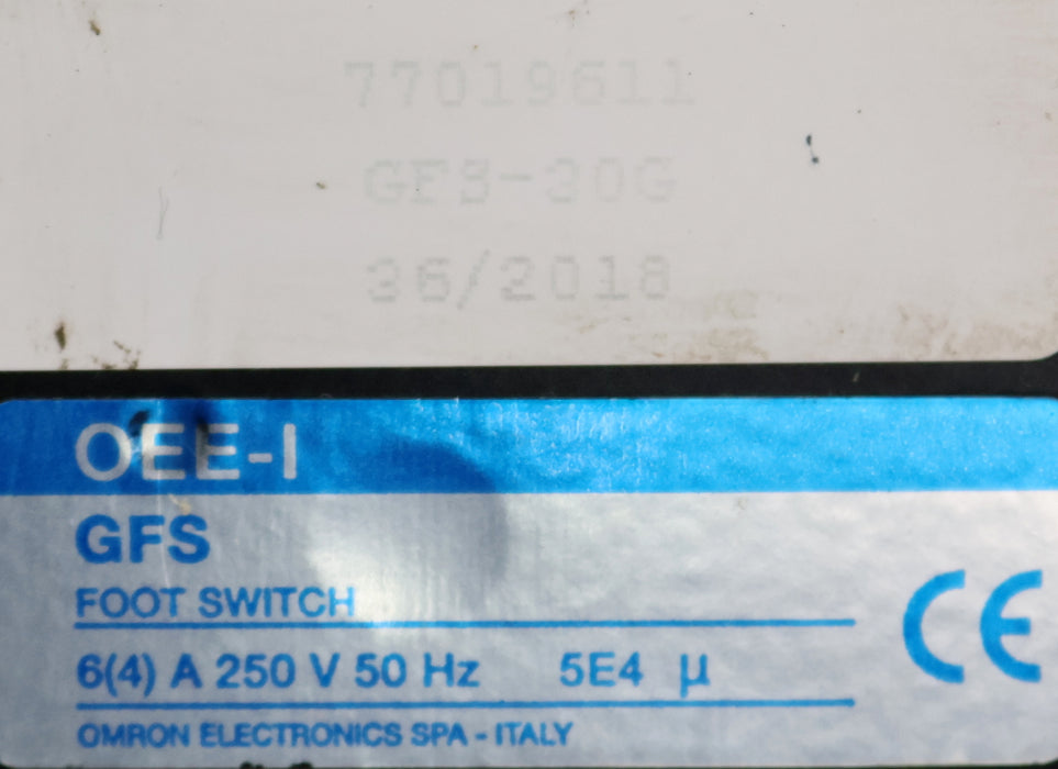 Bild des Artikels OMRON-Fussschalter-GFS-OEE-I-6A-250V-50Hz-mit-1-Pin-Stecker-male-gebraucht