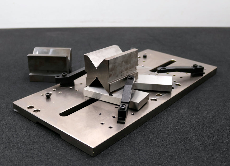 Bild des Artikels Prismenauflage-mit-2x-90°-Prismenauflagen-Länge-75mm-mit-4-Spannpratzen