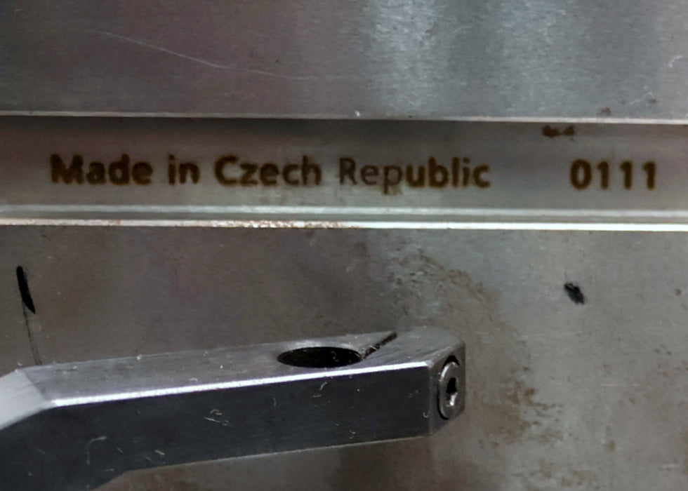 Bild des Artikels Prismenauflage-mit-2x-90°-Prismenauflagen-Länge-75mm-mit-4-Spannpratzen