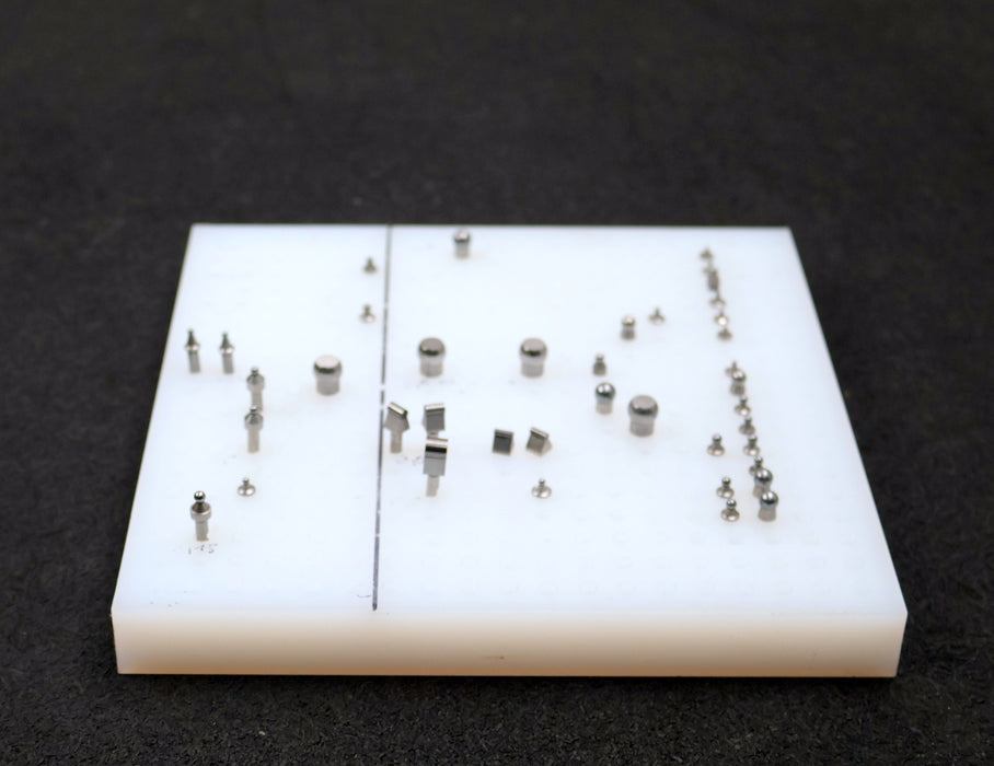 Bild des Artikels Set-mit-Kugeleinsätzen-für-Prüfgeräte-zur-Messung-des-Zweikugelmaßes