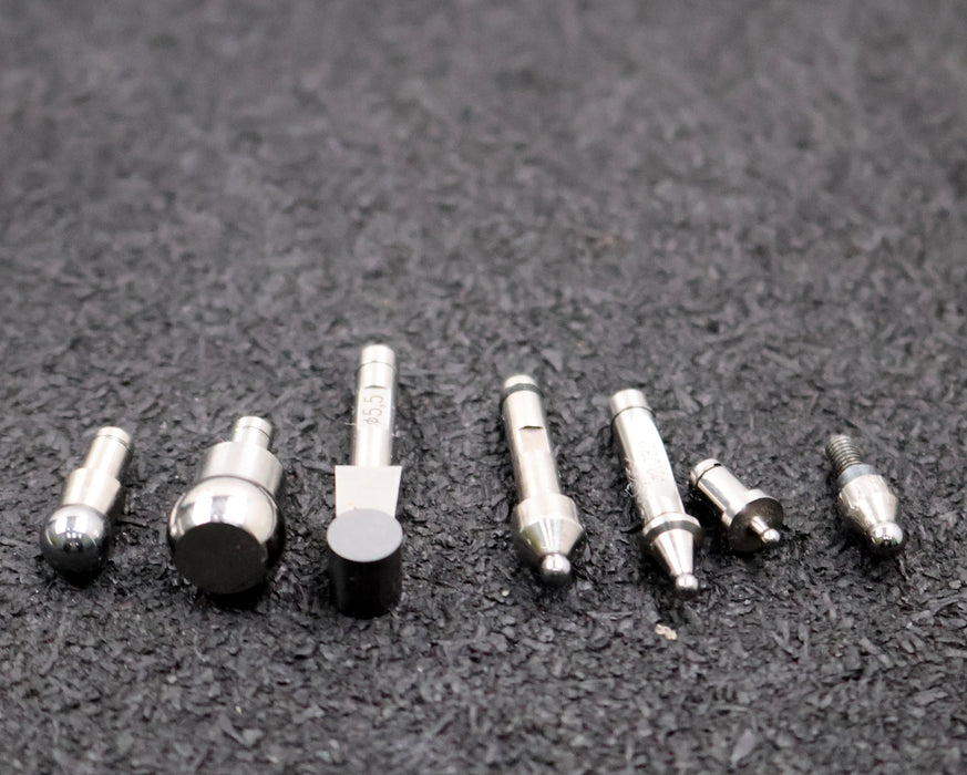 Bild des Artikels Set-mit-Kugeleinsätzen-für-Prüfgeräte-zur-Messung-des-Zweikugelmaßes