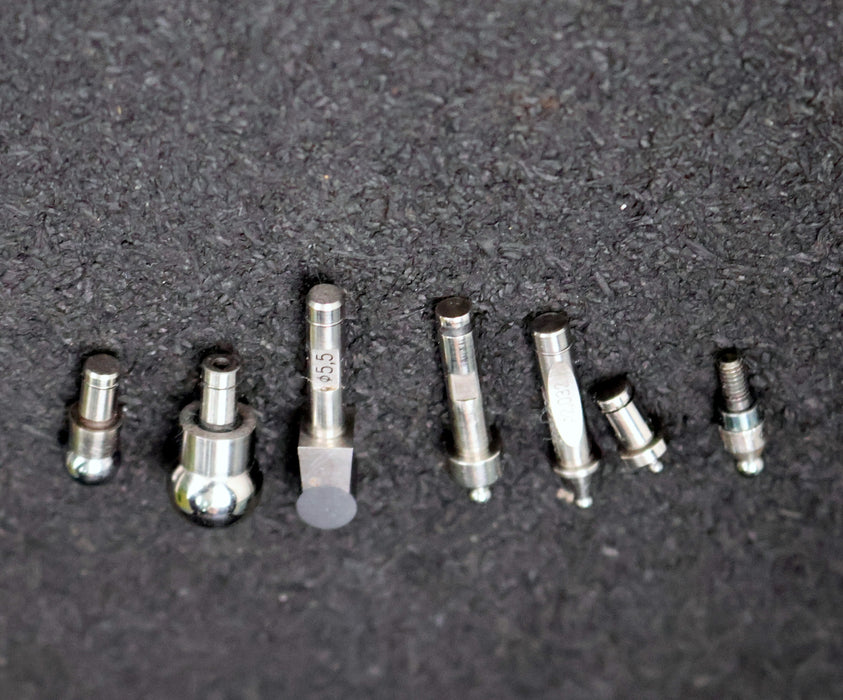 Bild des Artikels Set-mit-Kugeleinsätzen-für-Prüfgeräte-zur-Messung-des-Zweikugelmaßes