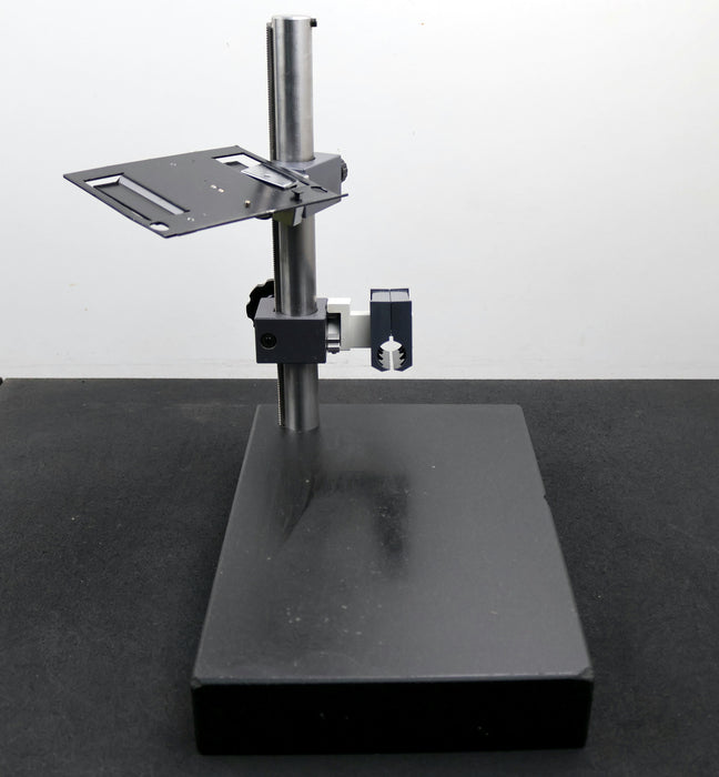 Bild des Artikels MAHR-Granitmesstisch-mit-Verstellsäule-und-Halterung-für-Perthometer-250x400mm