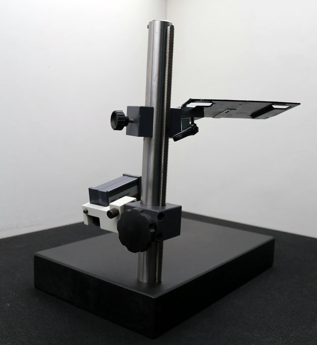 Bild des Artikels MAHR-Granitmesstisch-mit-Verstellsäule-und-Halterung-für-Perthometer-250x400mm