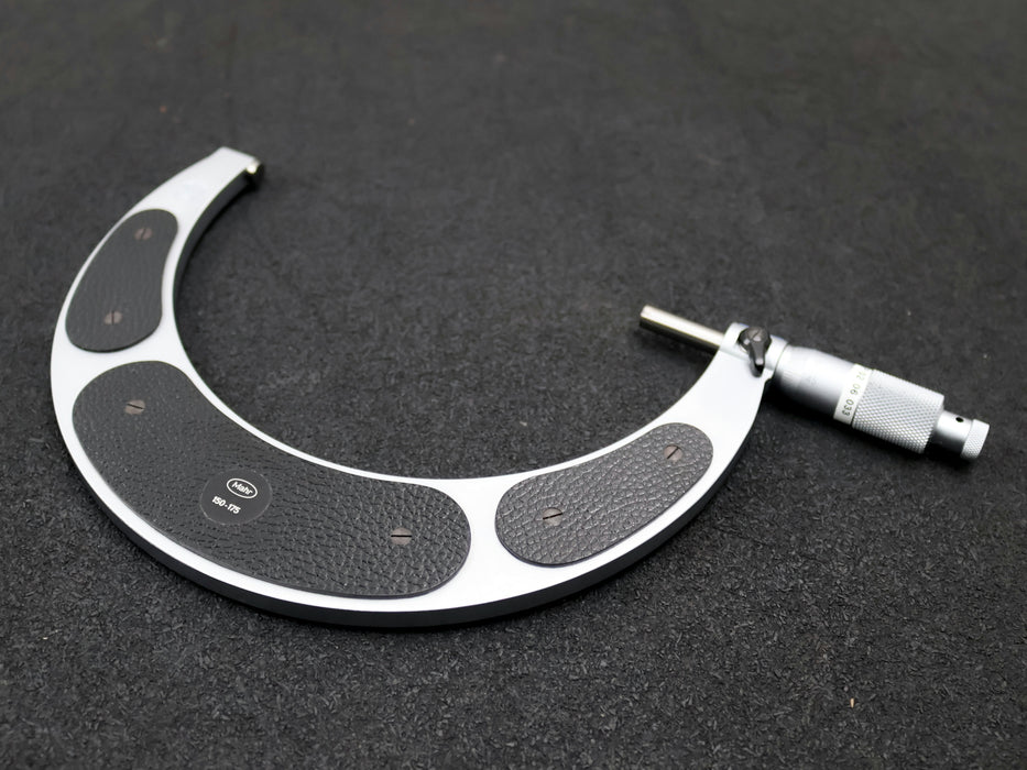 Bild des Artikels MAHR-Setz-mit-4-Bügelmessschrauben-für-Ø-100-200mm-mit-Prüflehren-125-und-175mm