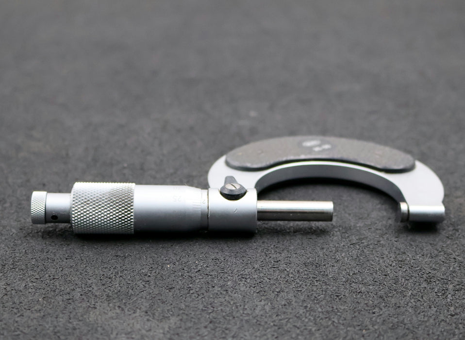 Bild des Artikels MAHR-Bügelmessschraube-für-Ø-25-50mm-Messauflösung-10µm-+-Prüfnormal-25mm-Länge