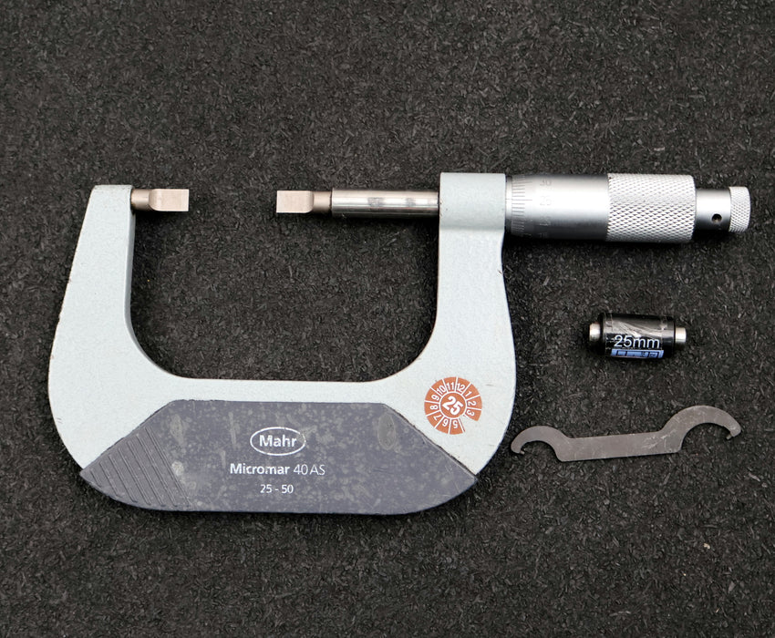 Bild des Artikels MAHR-MICROMAR-40AS-Bügelmessschraube-No.-4134201-mit-schmalen-Messflächen