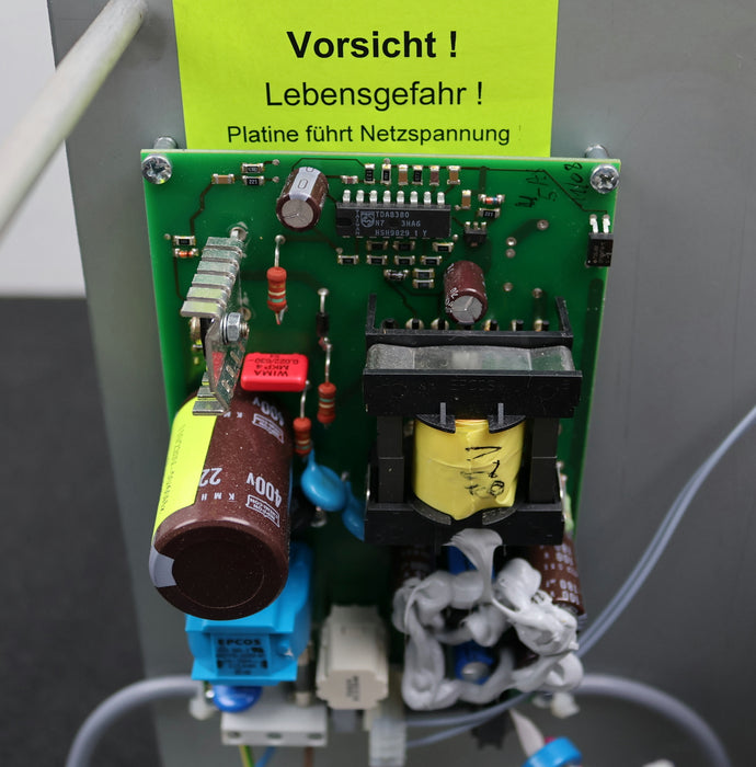 Bild des Artikels BOSCH-/-NATIONAL-ELECTRONICS-Röhren-Monitor-für-CC200-GMC-14015U-750B-Rev.-1.0