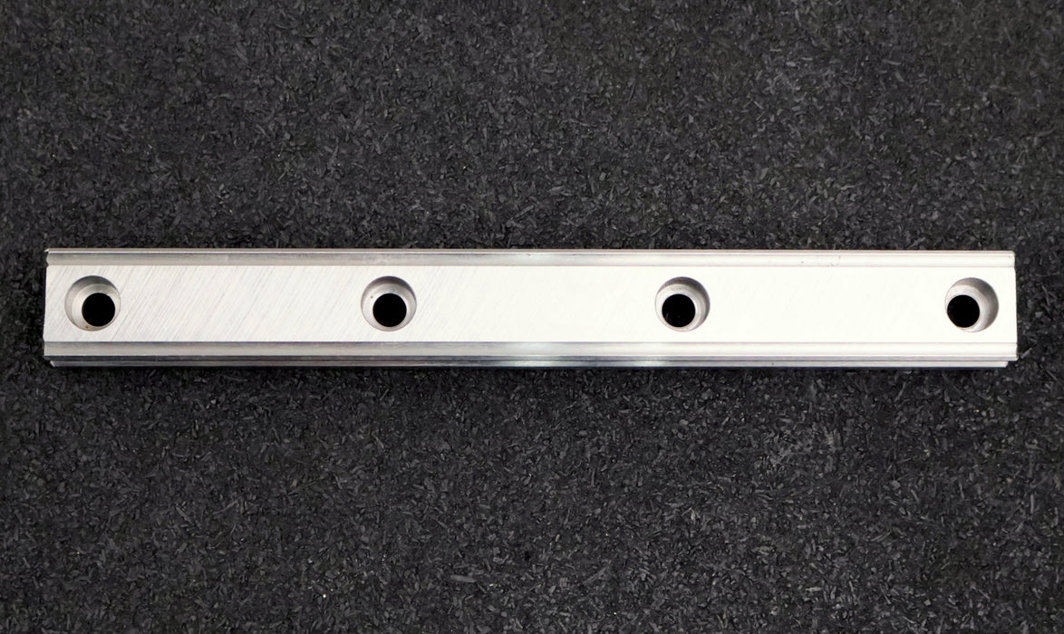 Bild des Artikels THK-Lineare-Führungsschiene-SR25-200L-Länge-200mm-unbenutzt