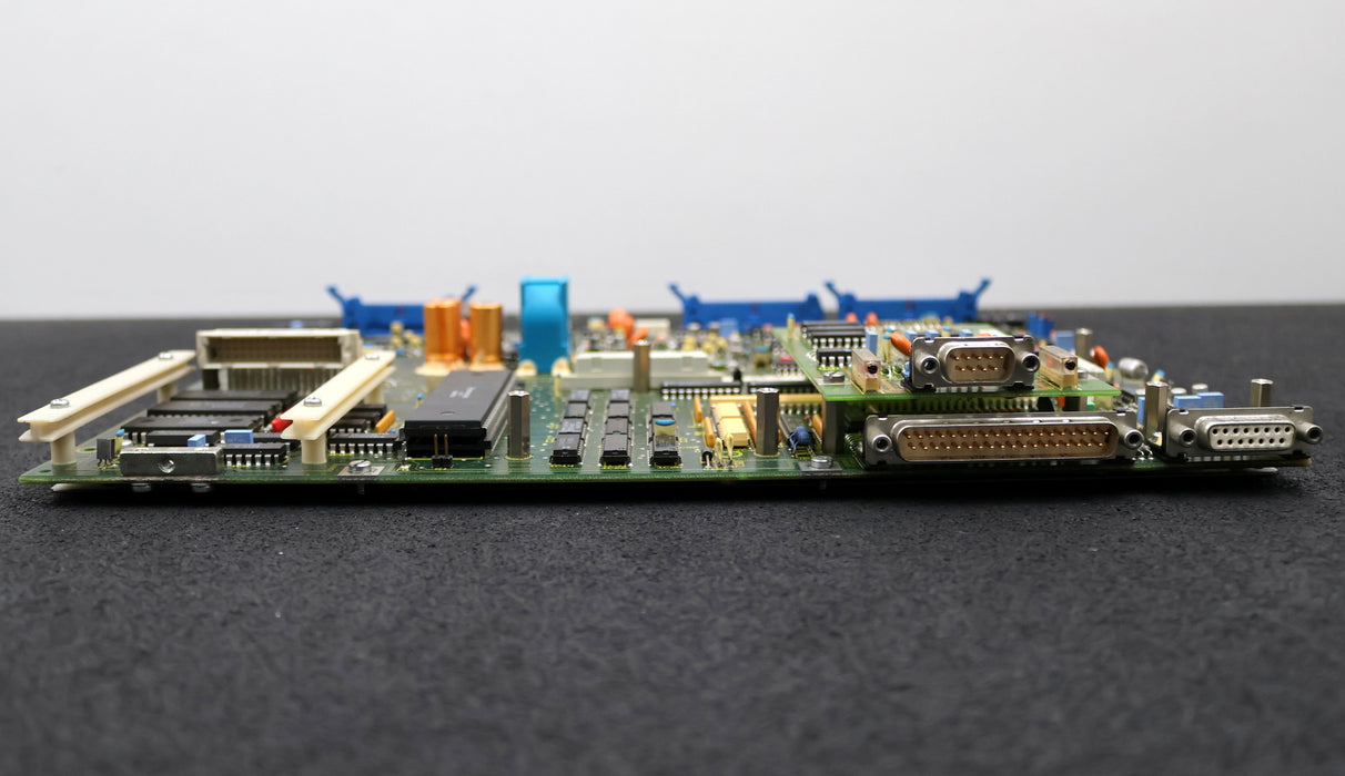 Bild des Artikels INDRAMAT-Mainboard-CDR2-mit-Platine-109-0698-2A01-04-Gegenseite-09-0698-2B01-04