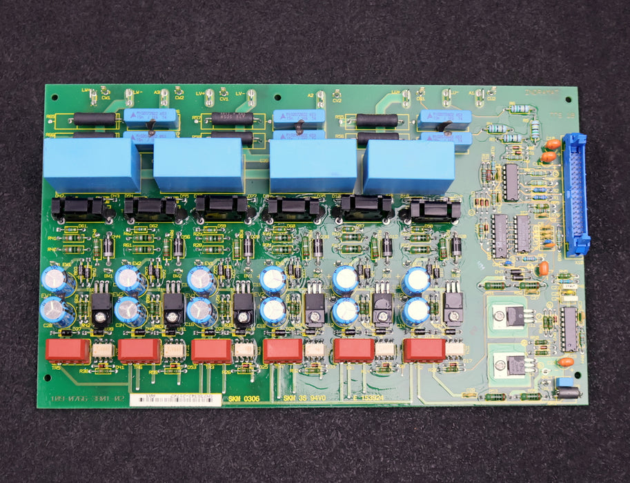 Bild des Artikels INDRAMAT-Treiber--und-Regelkarte-TTS-18-für-KDS-/-KDW-/-KDF-300V-+-Platine