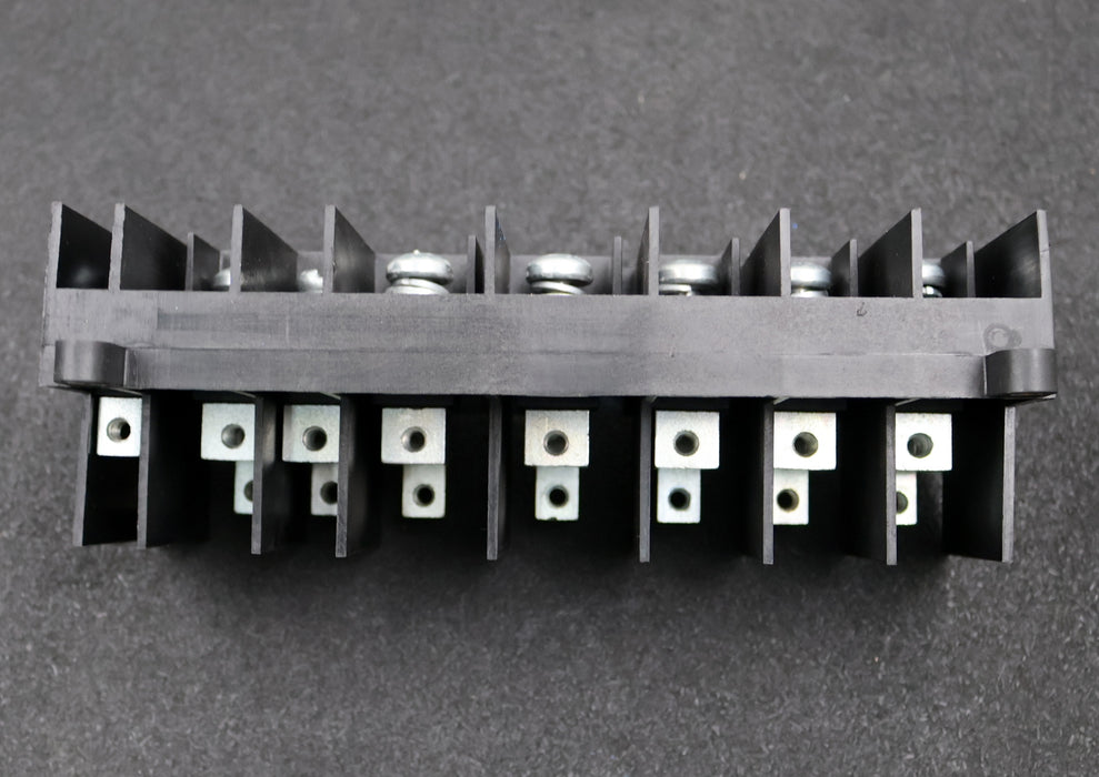 Bild des Artikels INDRAMAT-/-GRAUPNER-Anschlussblock-Spritzform-267966-16Poln-repariert-getestet
