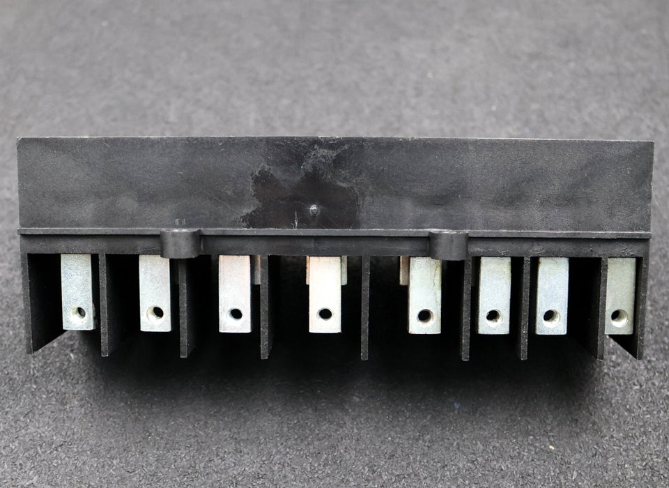 Bild des Artikels INDRAMAT-/-GRAUPNER-Anschlussblock-Spritzform-267966-16Poln-repariert-getestet