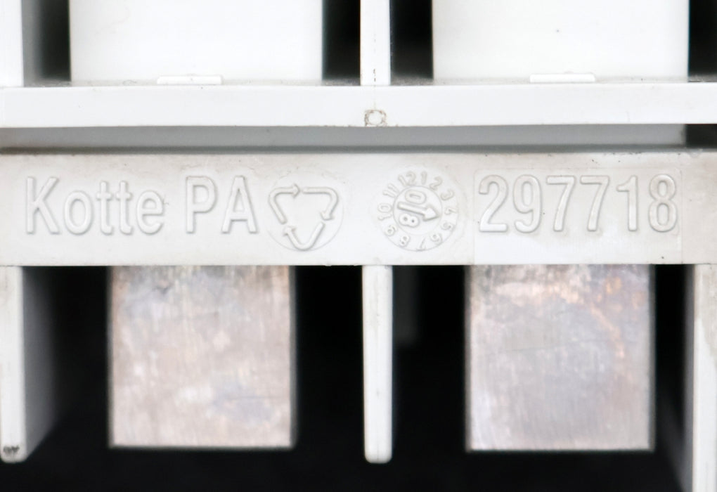 Bild des Artikels INDRAMAT-/-TECUPLAST-Anschlussblock-PA-Spritzform-297718-5Pol-repariert