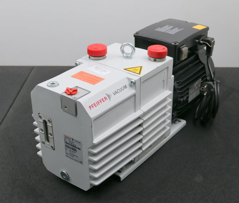 Bild des Artikels PFEIFFER-Vakuum-Pumpe-DUO-20-M-PK-D63-712-B-max.-24m³/h-Oil-P3-1.1l-+-Motor