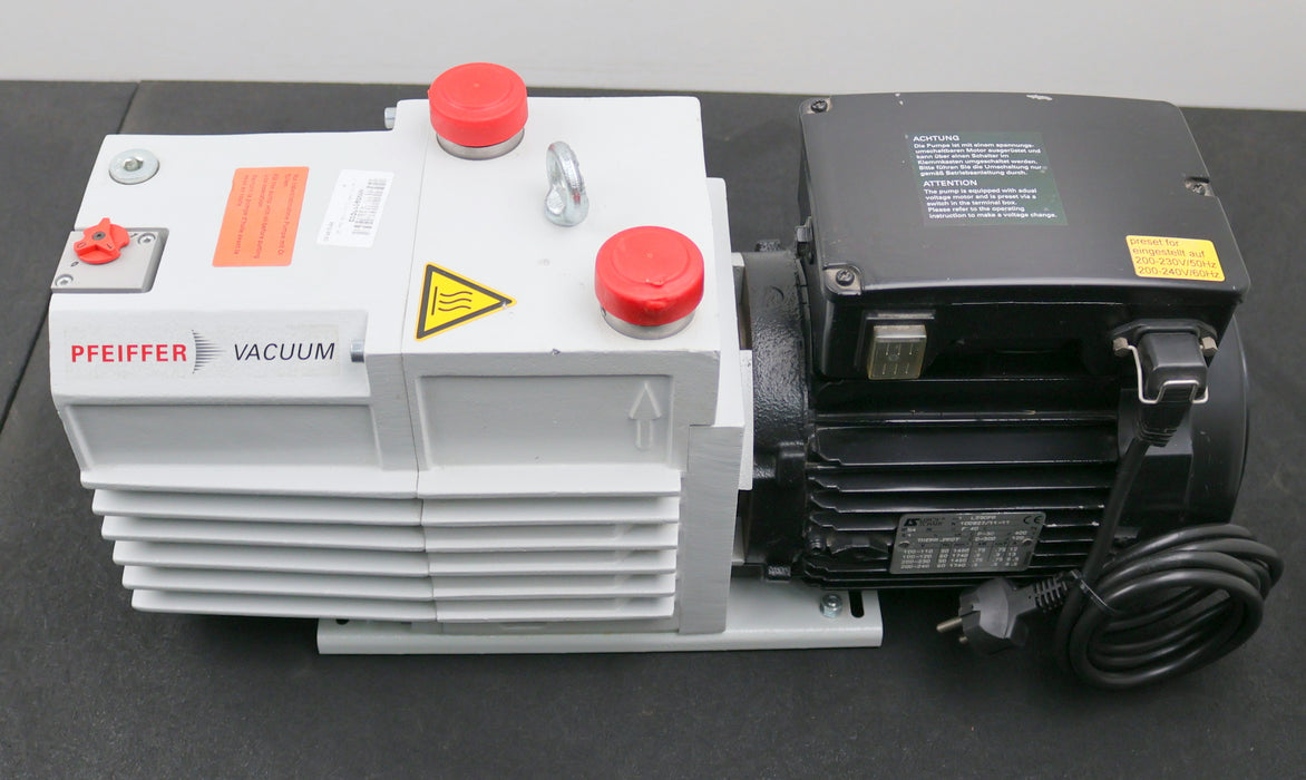 Bild des Artikels PFEIFFER-Vakuum-Pumpe-DUO-20-M-PK-D63-712-B-max.-24m³/h-Oil-P3-1.1l-+-Motor