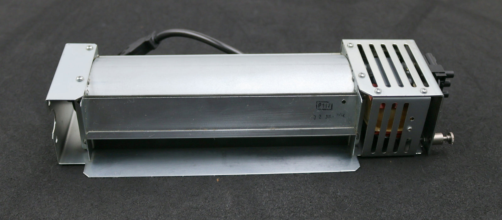 Bild des Artikels INDRAMAT-Lüftereinheit-für-Steuermodule-LE5-220-SN-224042-gebraucht