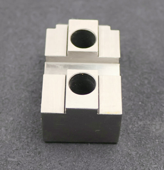 Bild des Artikels RÖHM-Spannbackensatz-mit-3-Spannbacken-ID-1120416-mit-Einsatz-1129666-unbenutzt