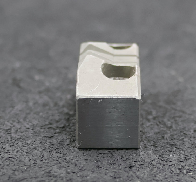 Bild des Artikels RÖHM-Spannbacken-Einsatz-ID-1121430-KRD-200F-SPD47A-LA202xD4,5-unbenutzt