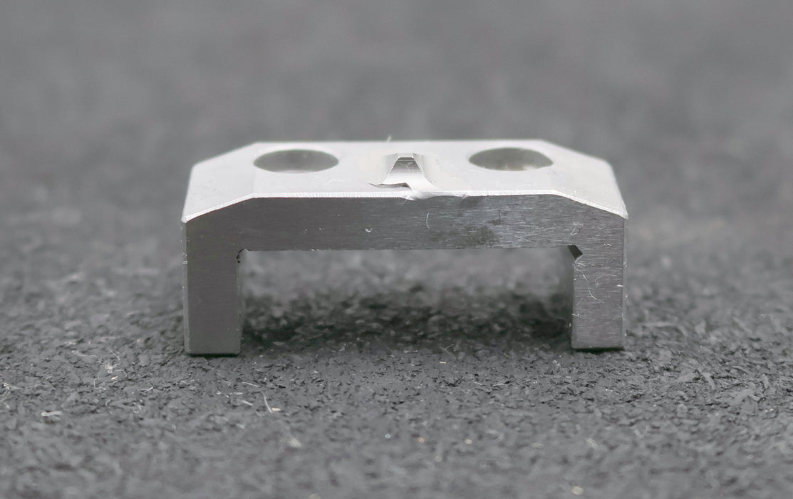 Bild des Artikels RÖHM-Spannbacken-Einsatz-ID-1129666-unbenutzt