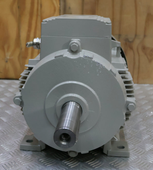 Bild des Artikels SIEMENS-/-KSB-11kW-Drehstrommotor-1LA9163-2KA60-ZX88-400/690VAC-50Hz-19,4/11,2A