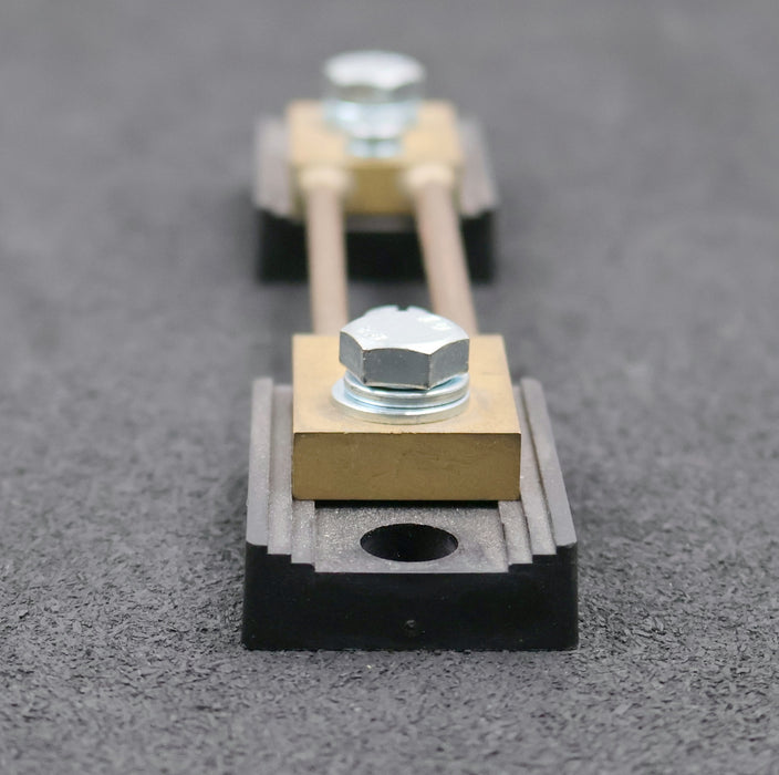 Bild des Artikels Mess-Shunt-Messstrom-100A-Spannungsabfall-100mV-mit-Stahlanschlüssen