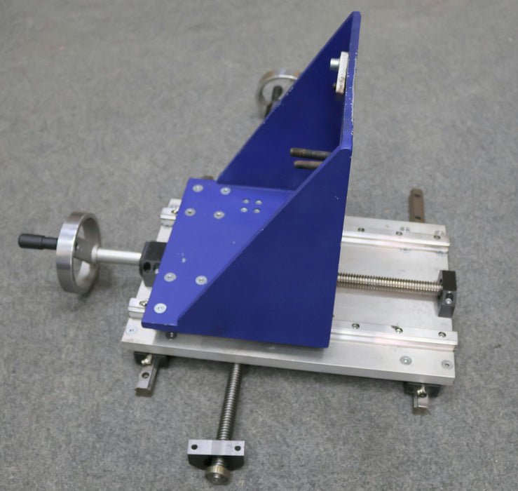 Bild des Artikels SBC--Linearführungen-SBG25-FL-C-aufgebaut-zu-einem-Kreuztisch-mit-Auflagewinkel