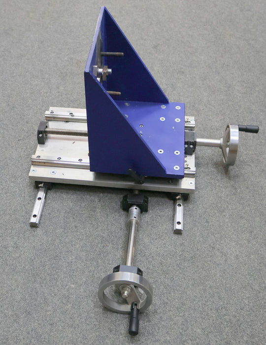 Bild des Artikels SBC--Linearführungen-SBG25-FL-C-aufgebaut-zu-einem-Kreuztisch-mit-Auflagewinkel