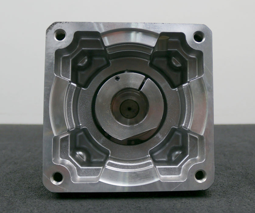 Bild des Artikels STÖBER-Planetengetriebe-P521SPR0050ME-300Nm-i-=-5-Wellen-Ø-32mm-x-54mm-Länge