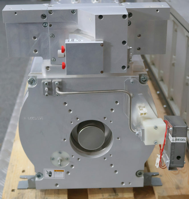 Bild des Artikels LAMBDA-PHYSIK-Laserröhre-Montiert-NOVA-TUBE-Art.Nr.-26433910-mit-Sensor-FN