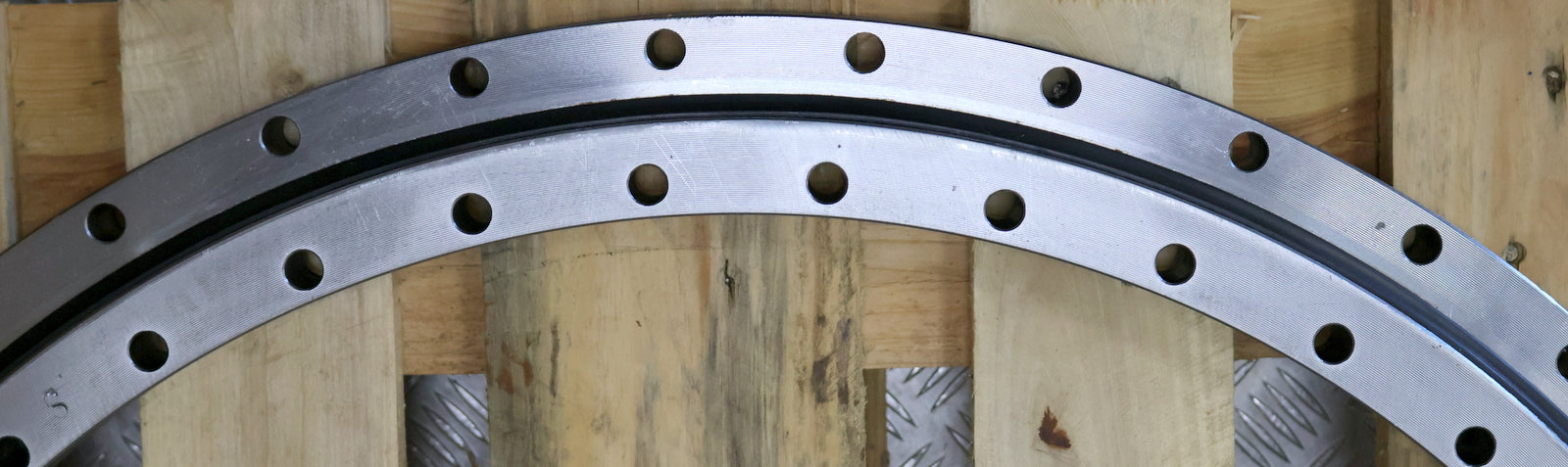 Bild des Artikels GROB-Kugeldrehverbindung-Art.Nr.-1000092995-ID-226245-Ø-910-x-770-x-60mm