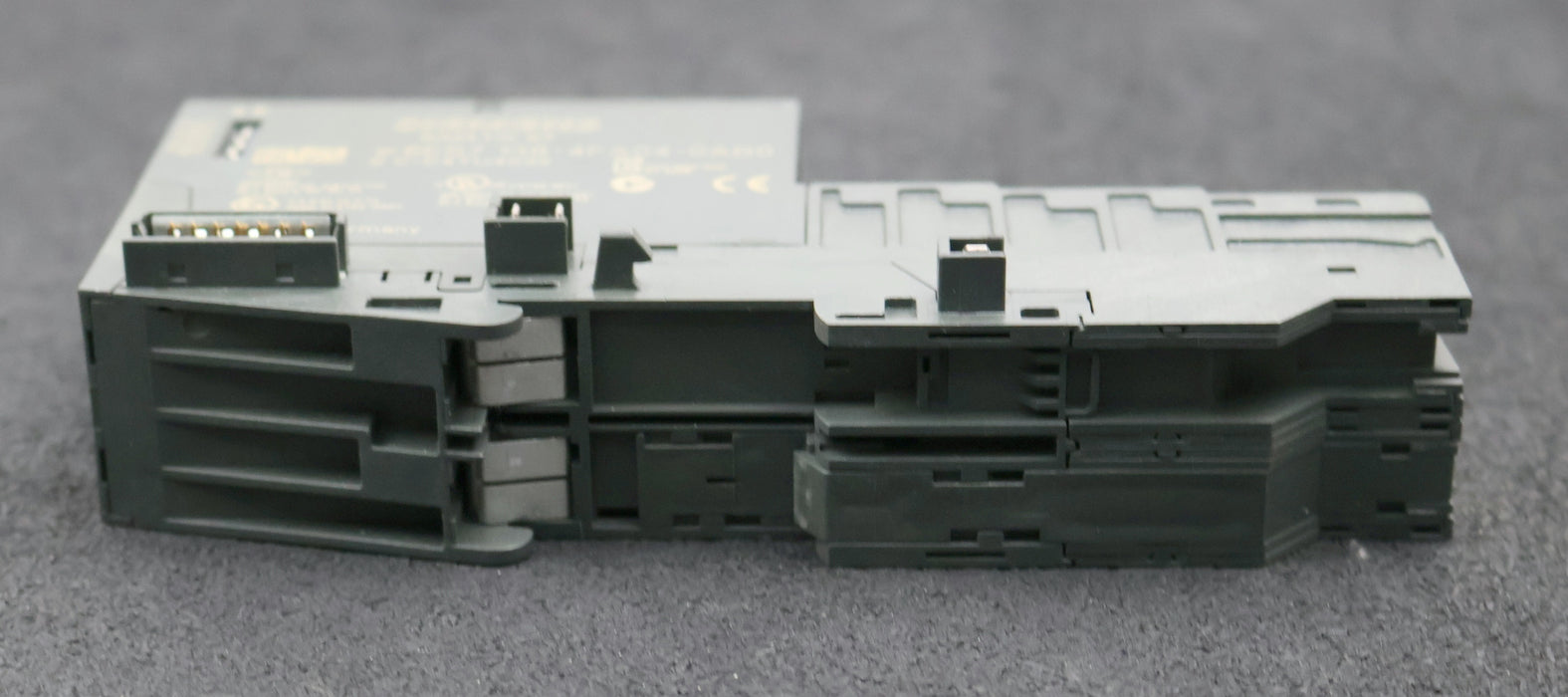 Bild des Artikels SIEMENS-SIMATIC-S7-PROFIsafe-Modul-6ES7138-4FA04-0AB0-4/8-F-DI-DC24V-mit-Sockel