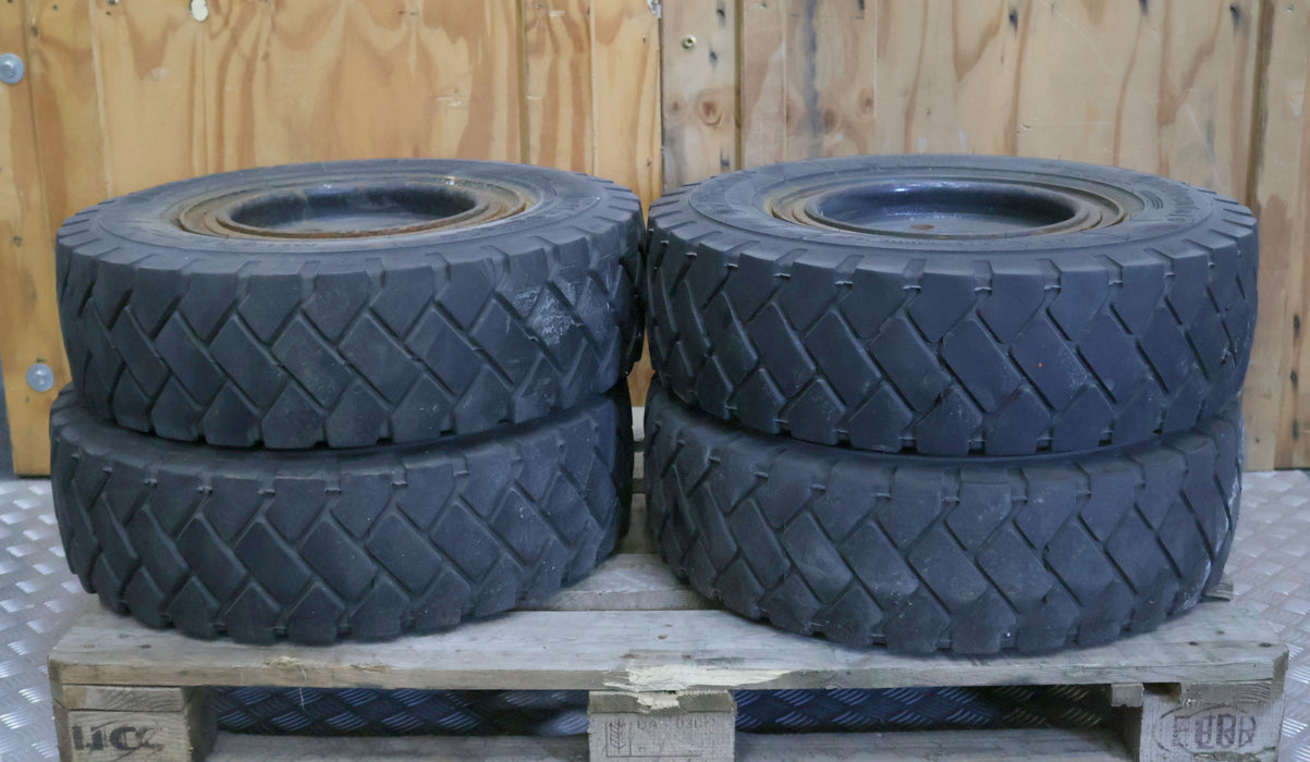 Bild des Artikels CONTINENTAL-Luft-Reifen-INDUSTRIE-RADIAL--7.00-R-12-16-PR-TUEBELESS--IC-70