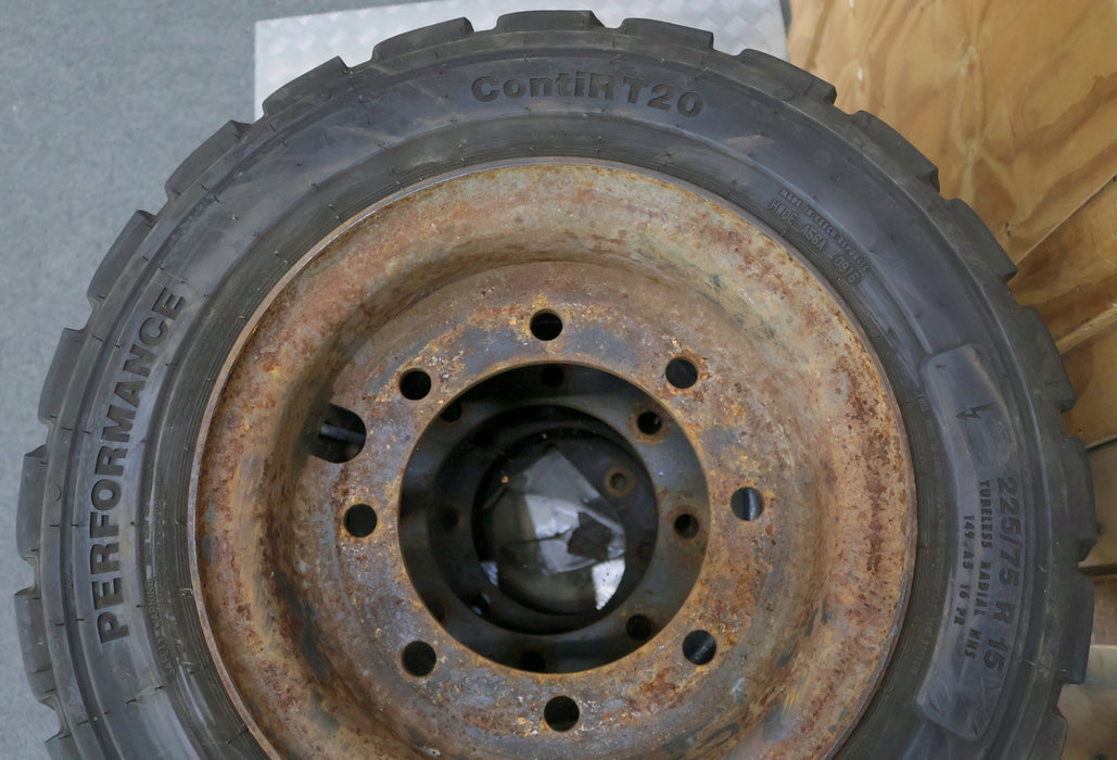 Bild des Artikels CONTINENTAL-Luft-Reifen-PERFORMANCE--INDUSTRIE-RADIAL-225/75-R15-T20-149-A5-16-P