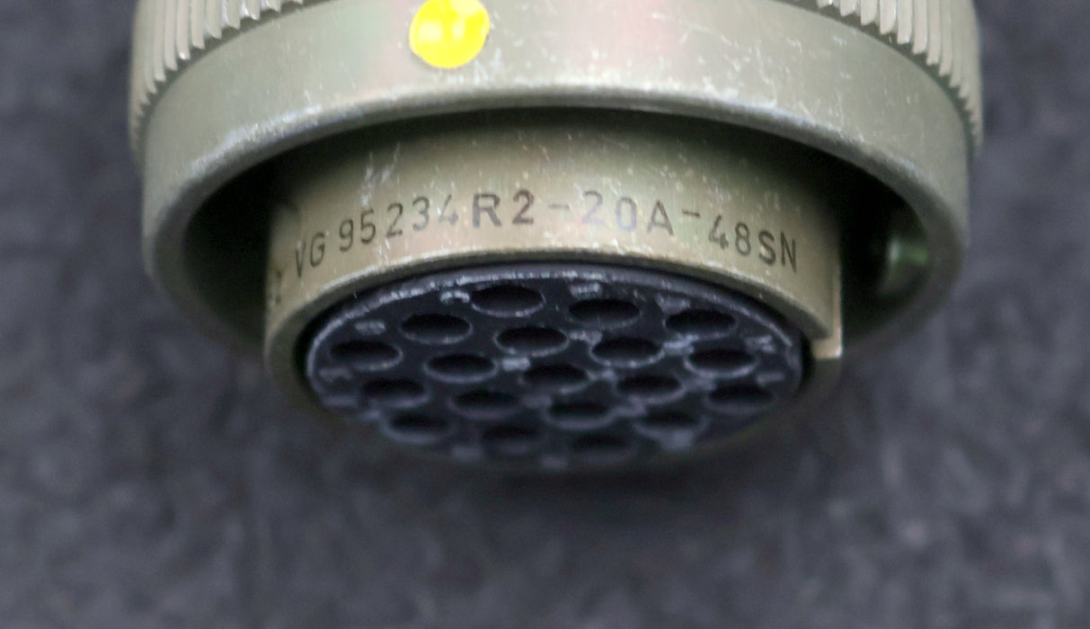 Bild des Artikels AMPHENOL-TUCHEL-19-Pol-Steckverbinder-4820-12-163-9431-mit-versilberten-Pins