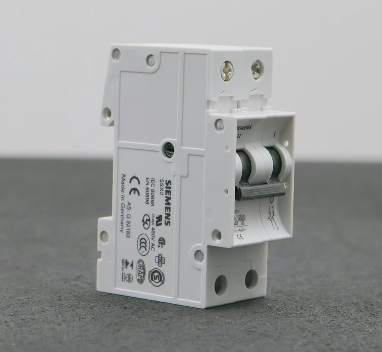 Bild des Artikels SIEMENS-2-poliger-Leistungsschutzschalter-5SX2204-7-400VAC-C4-unbenutzt-in-OVP