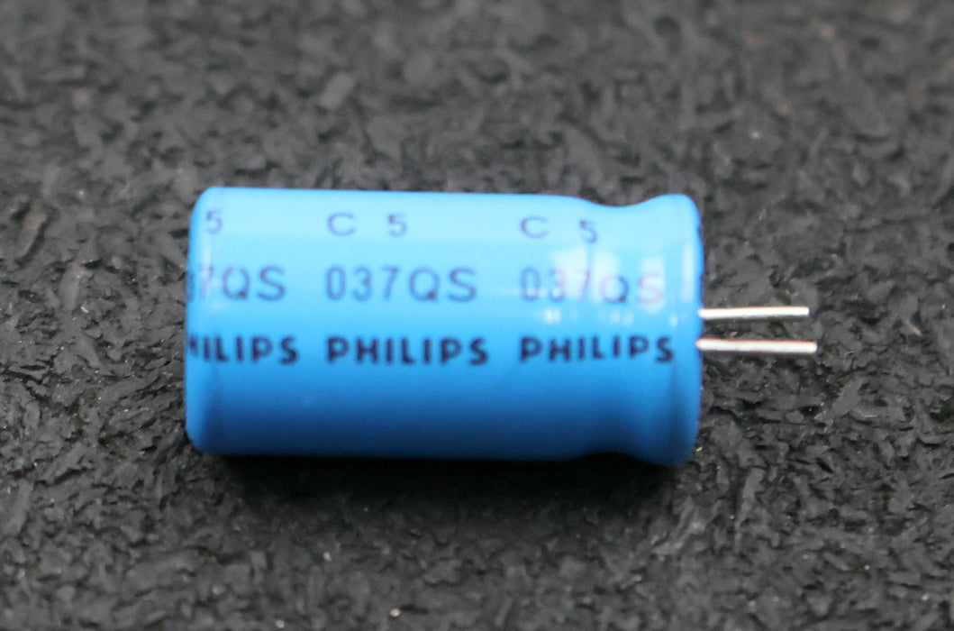 Bild des Artikels SIEMENS-50x-ELKO-C5-037CS-220µ-M-63V-axial-bedrahtet-beide-in-1-Richtung